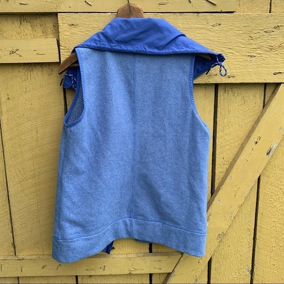 Women’s Under Armour Coldgear Survivor Fleece Vest - Picture 8 of 8